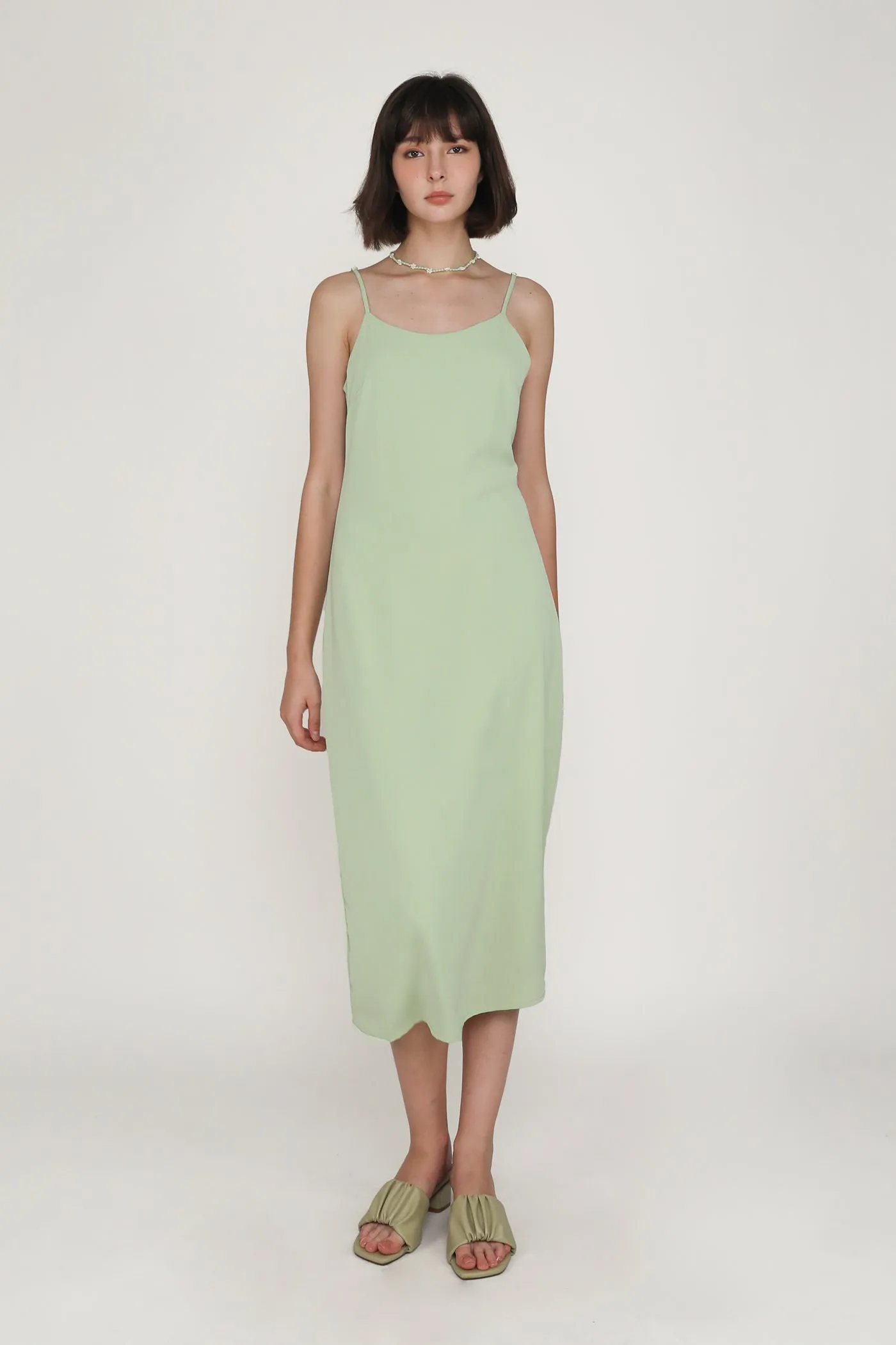 Anda Basic Slip Dress