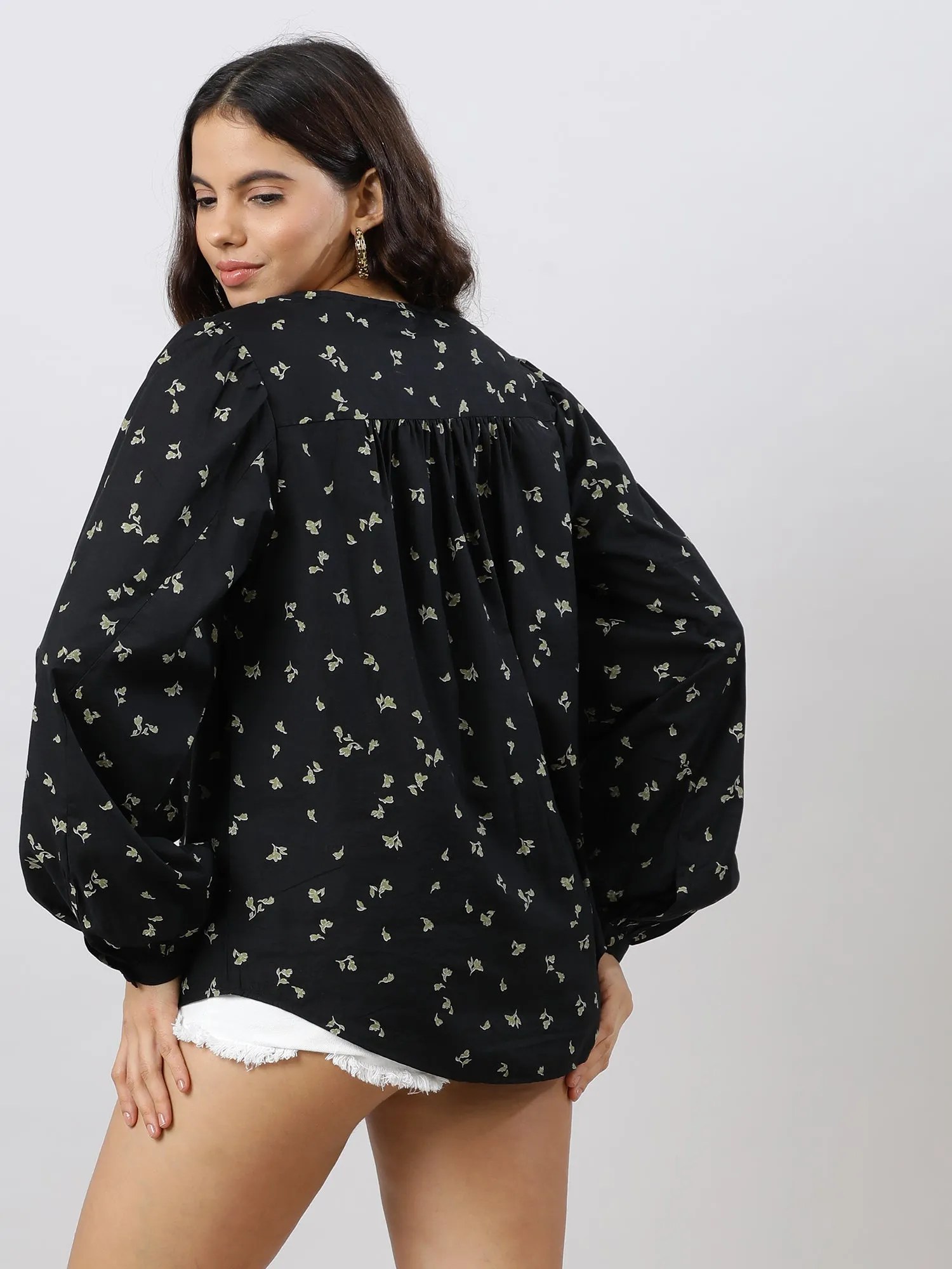 Casual Chic Black Floral Printed Shirt