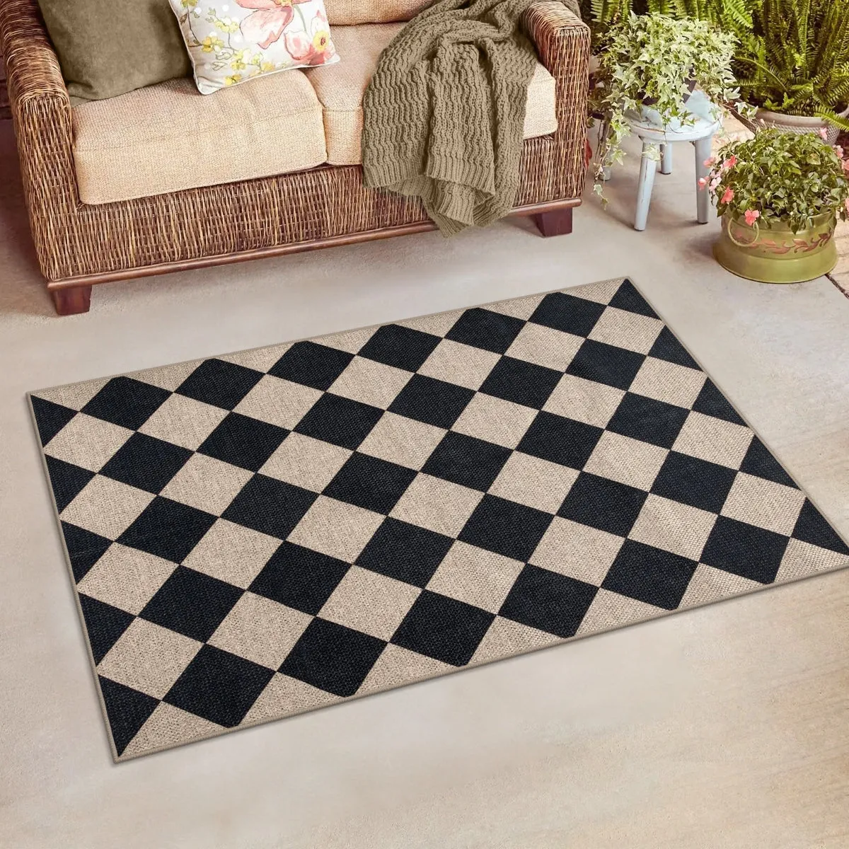 Coline Washable Geometric Checkered Easy Jute Black Area Rug