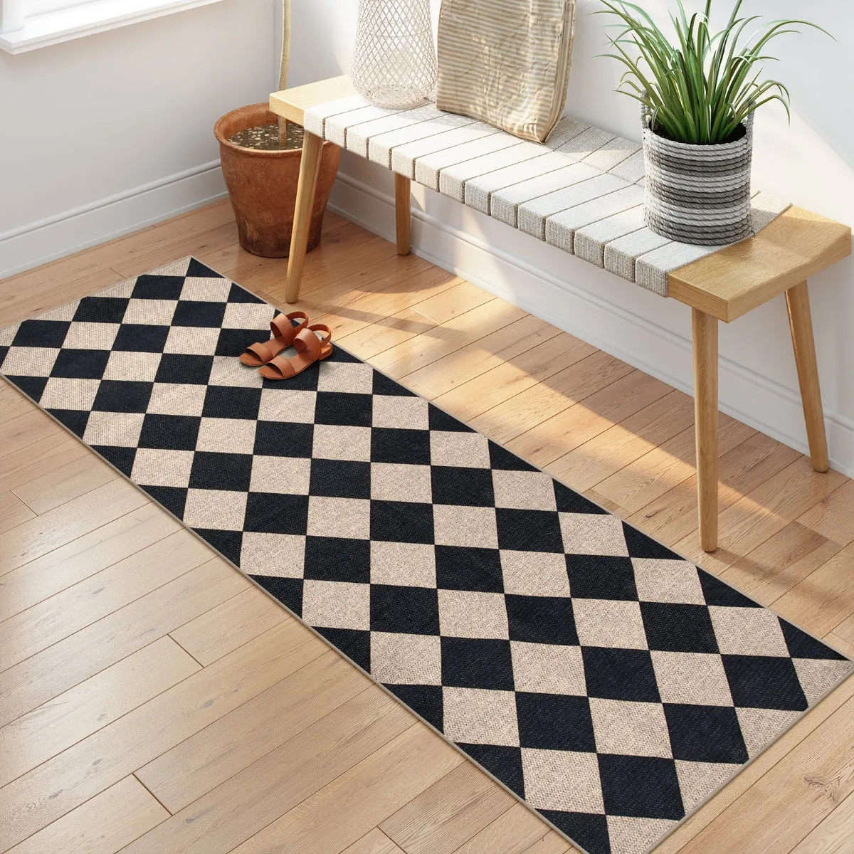 Coline Washable Geometric Checkered Easy Jute Black Area Rug