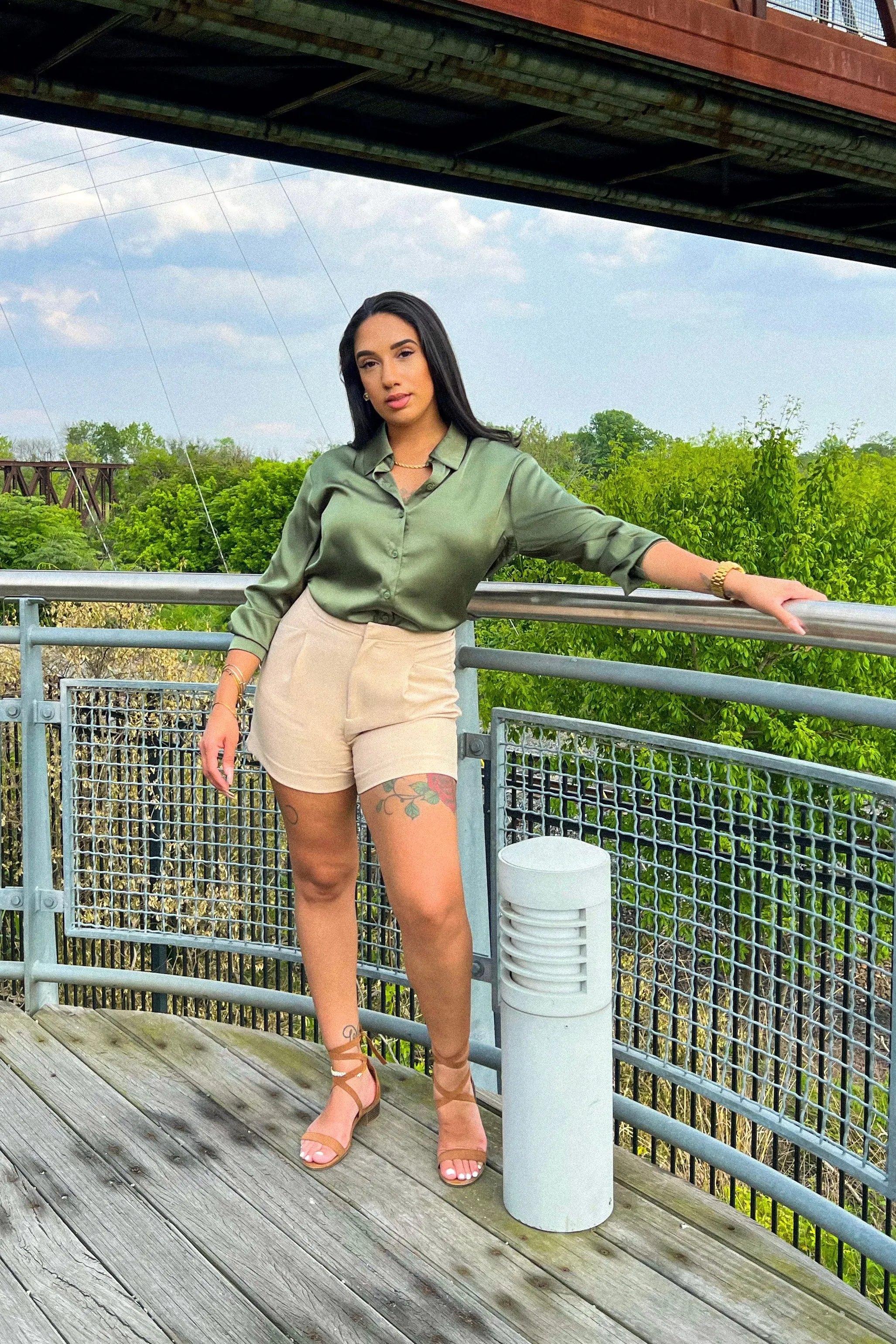 Elevated Life Pleated Waist Shorts (Khaki)