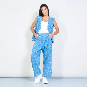 Floral print tapered denim pants