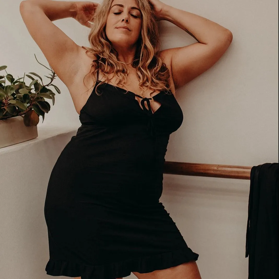 Marion organic slip with silk trim in black