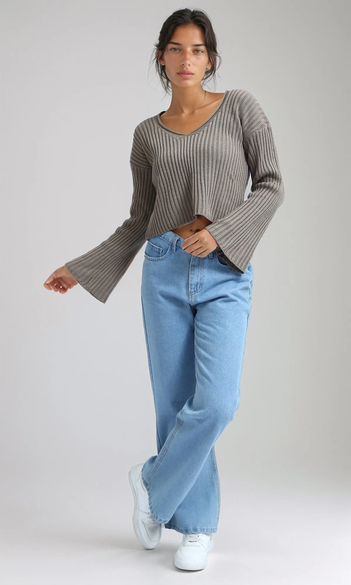 O198695 Relaxed Fit Wide V-Neck Ribbed Pullover - Coffee