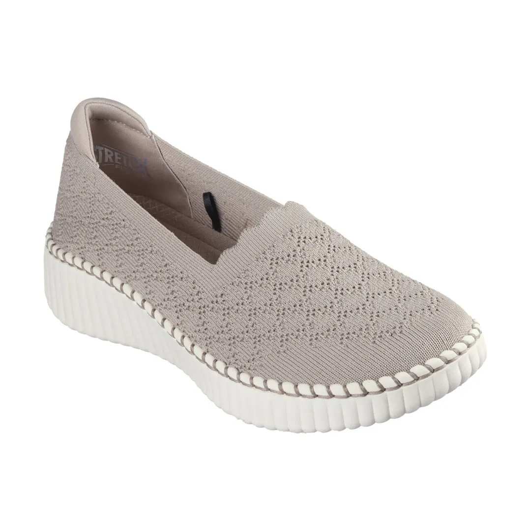 Skechers Wilshire Blvd Slip On Shoe