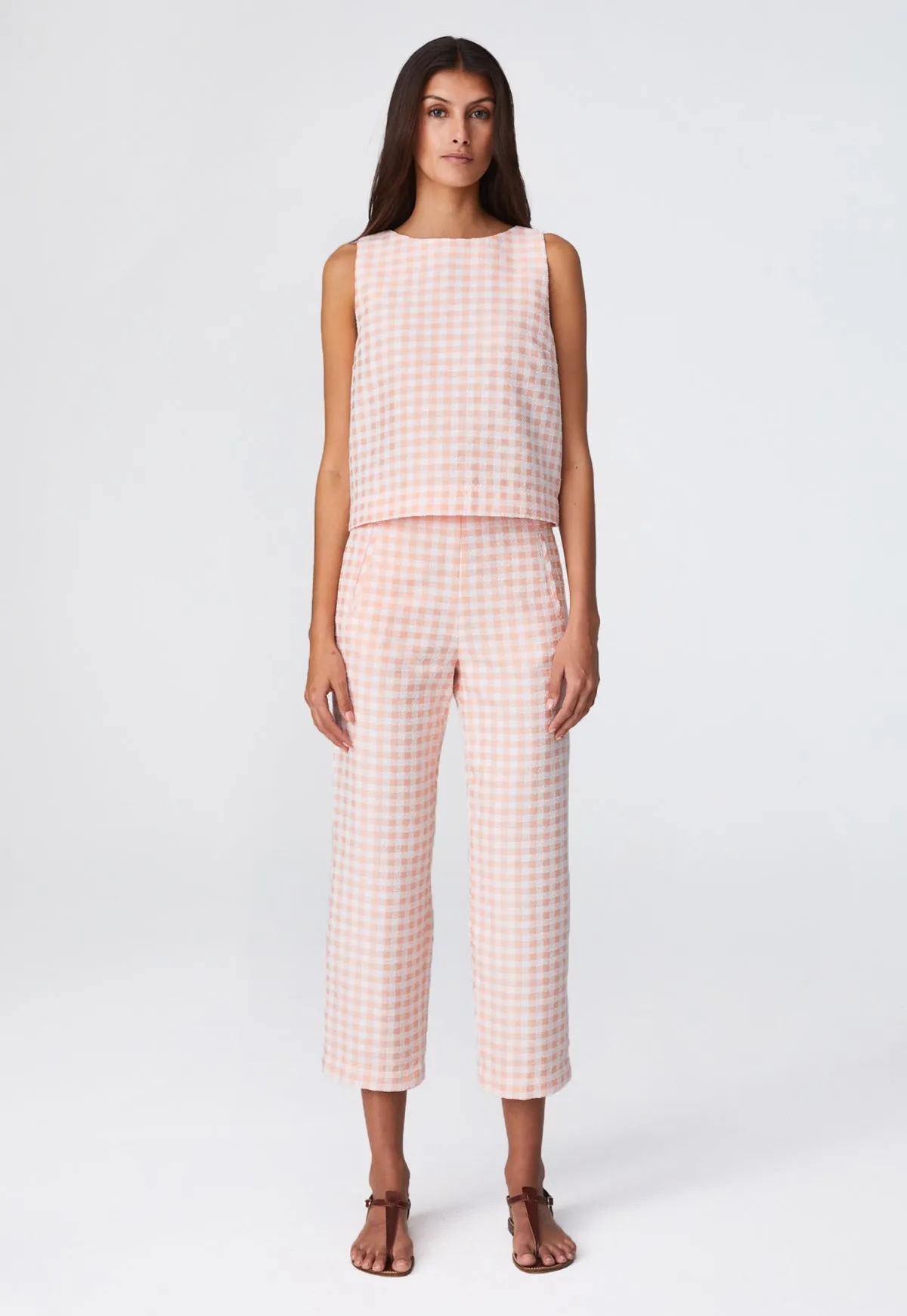 THE SLEEVELESS SHIFT TOP in CORAL GINGHAM BOUCLE COTTON